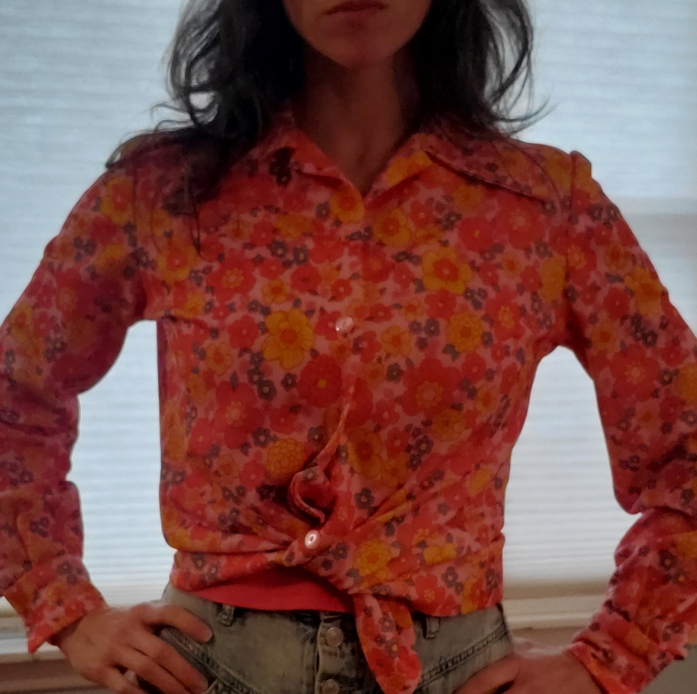 3/$25 "1970's Vintage" floral button up sz sm - Picture 11 of 13